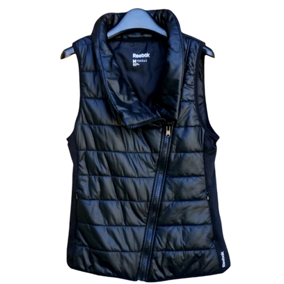 Reebok Jackets & Blazers - Reebok Women's Running Vest Warm Layer Gorpcore Performance Fit Zip Pockets